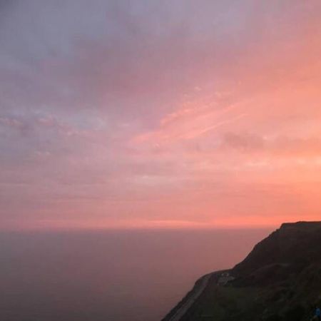 Denelea - Stunning Sea Views! Scarborough Extérieur photo