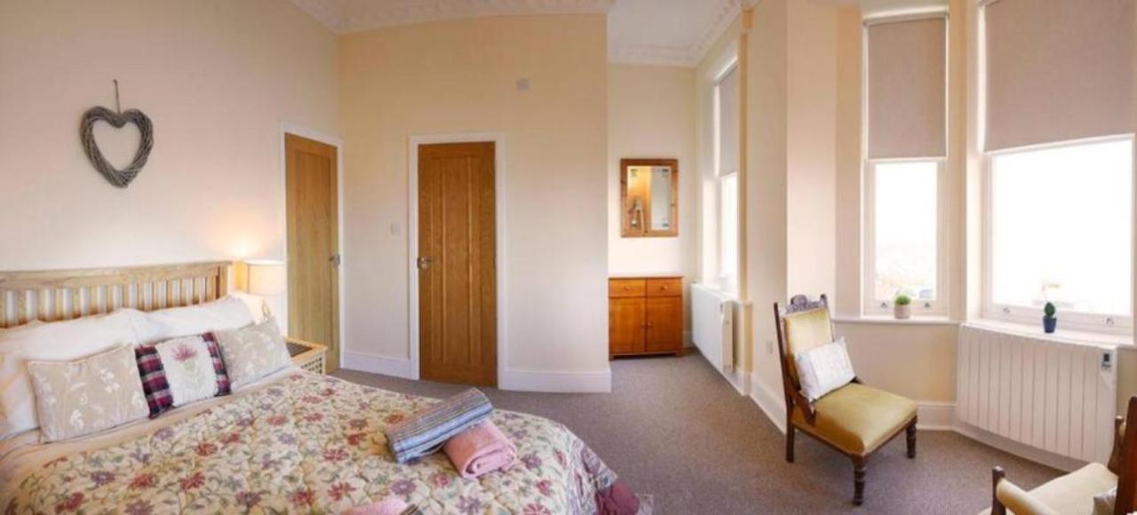 Denelea - Stunning Sea Views! Scarborough Extérieur photo
