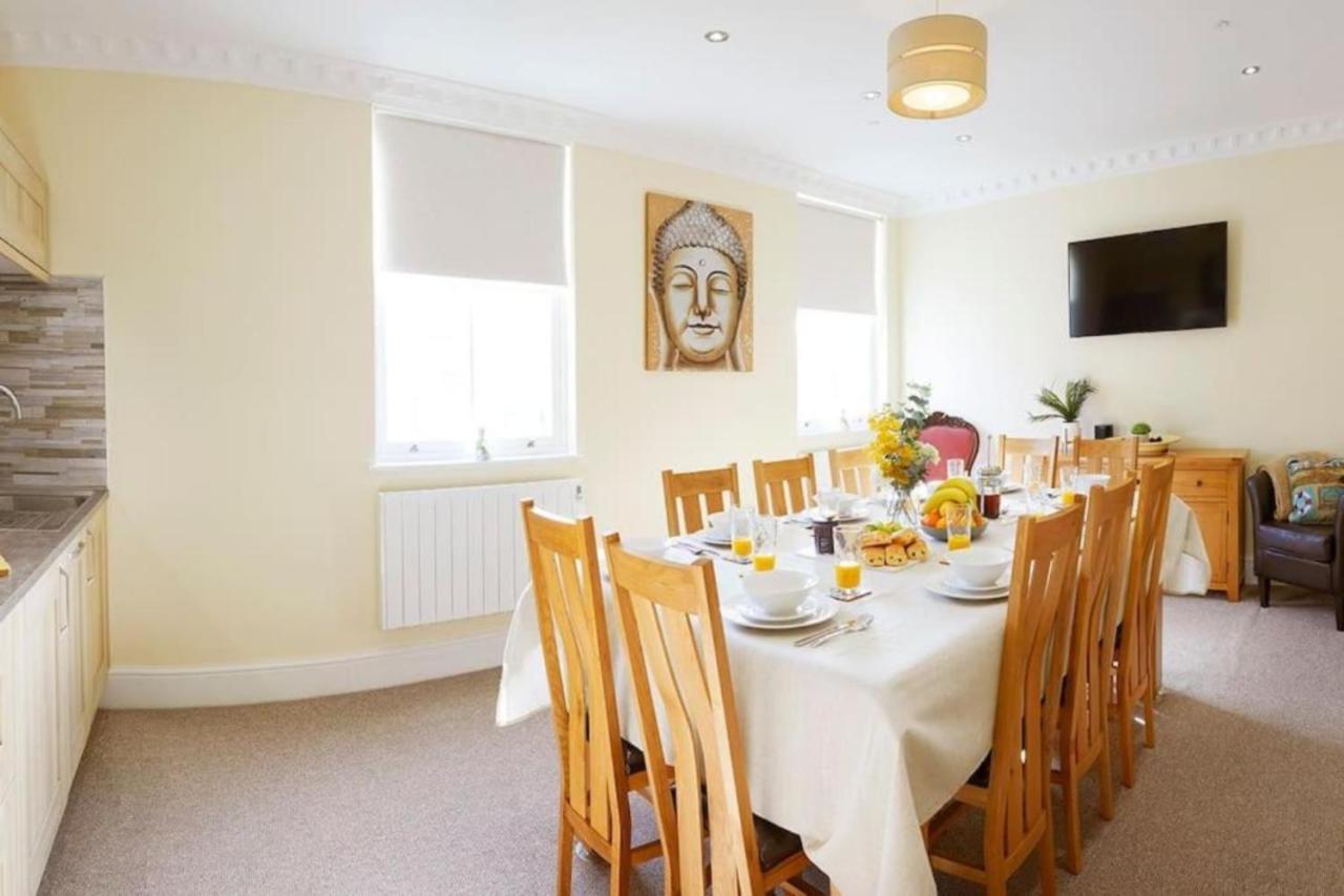 Denelea - Stunning Sea Views! Scarborough Extérieur photo
