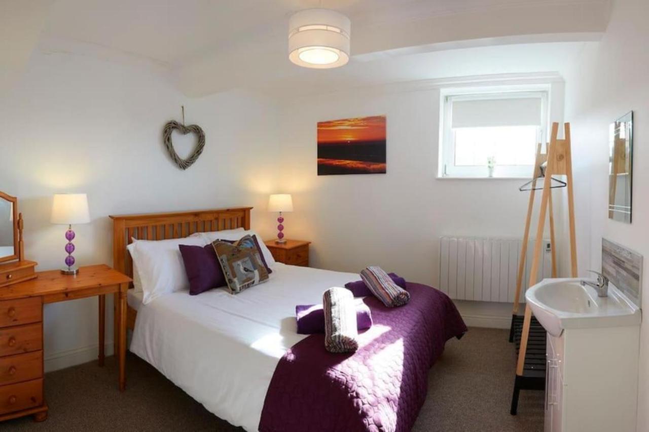 Denelea - Stunning Sea Views! Scarborough Extérieur photo