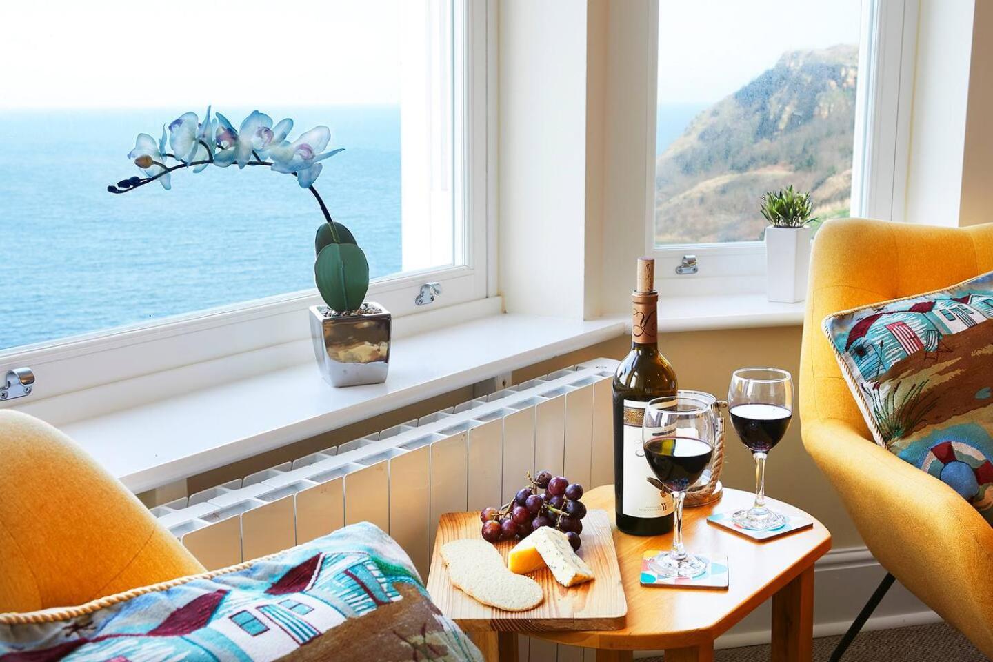 Denelea - Stunning Sea Views! Scarborough Extérieur photo